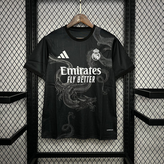 Real Madrid. Camiseta Black Dragon Edition