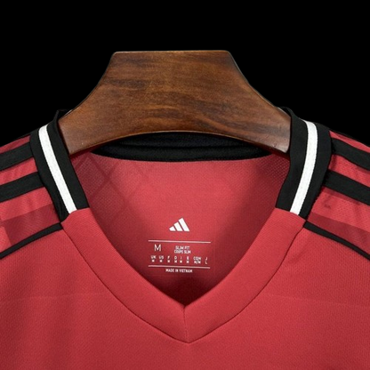 Manchester United. Camiseta local 2025-2026 (Sin Estampado)