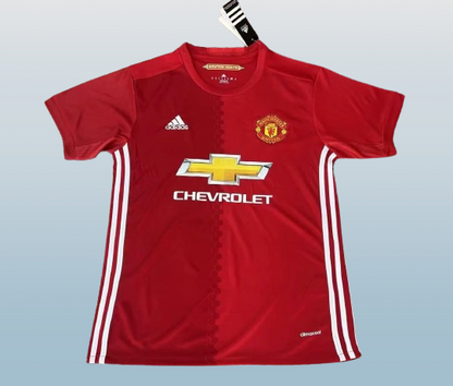 Manchester United. Camiseta local 2016-2017