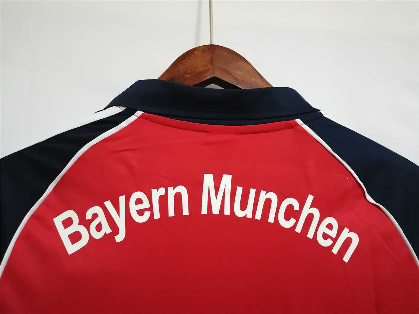 Bayern Munich. Camiseta local UCL 2000-2001