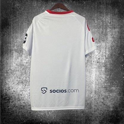 Sevilla. Camiseta local 2025-2026