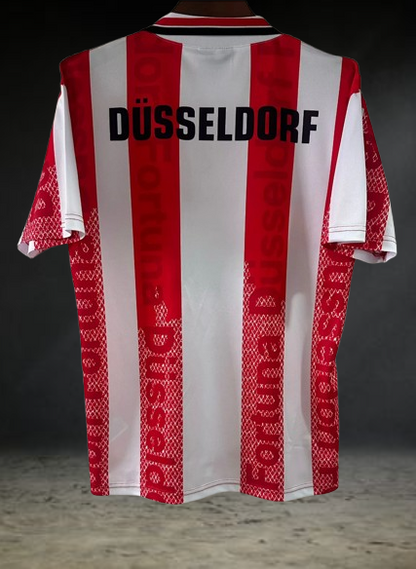 Fortuna Düsseldorf. Camiseta local 1998