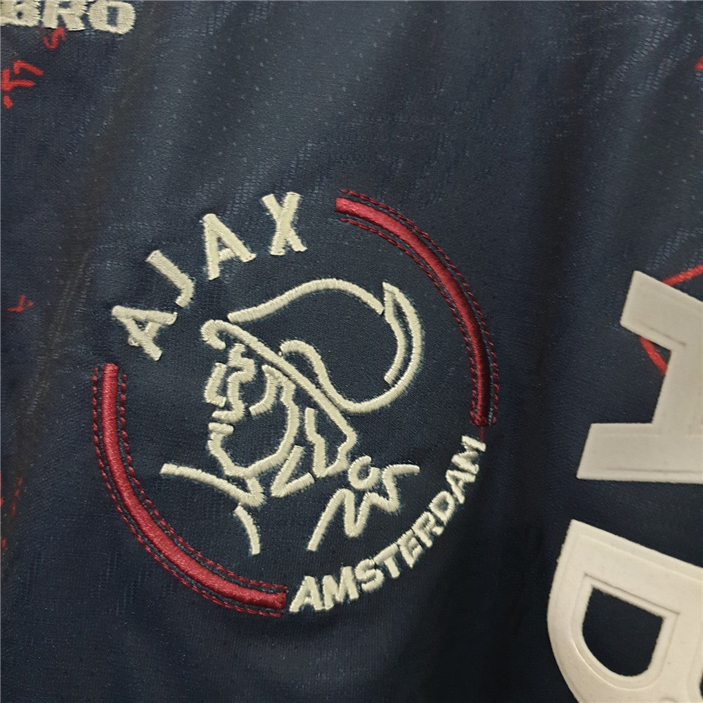 Ajax. Camiseta visitante 1994-1995