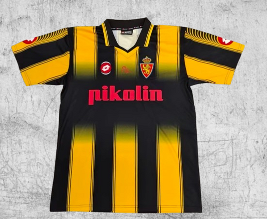 Real Zaragoza. Camiseta visitante 2003-2004