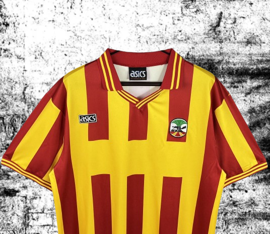 Lecce. Camiseta local 1995-1996