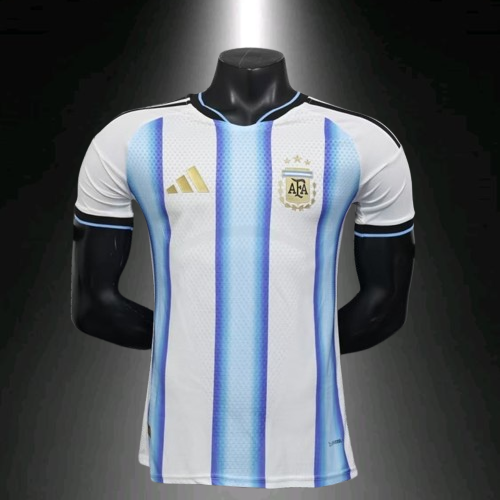 Selección de Argentina. Camiseta local Versión Jugador 2026