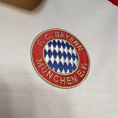 Bayern Munich. Tercera camiseta 2024-2025