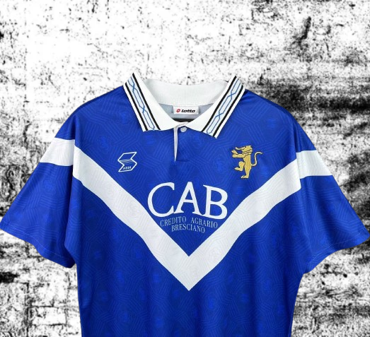 Brescia. Camiseta local 1994-1995
