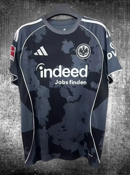 Frankfurt. Tercera camiseta 2025-2026