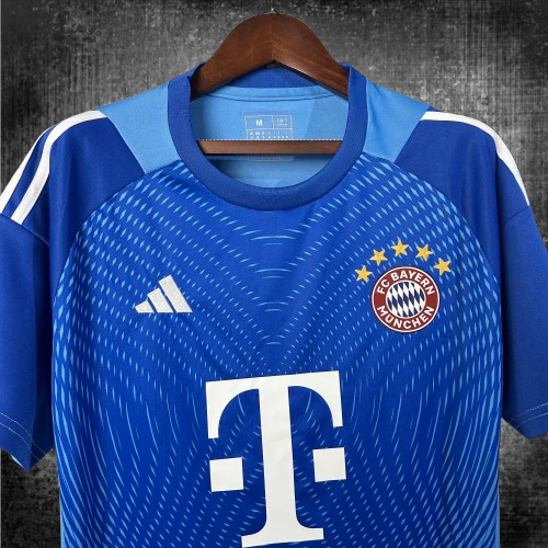 Bayern Munich. Camiseta Arquero 2025-2026