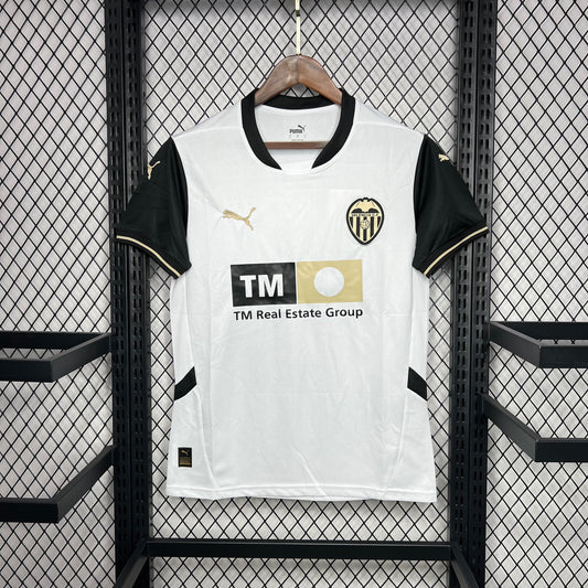 Valencia. Camiseta local 2024-2025