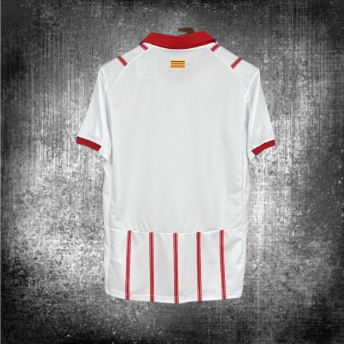 Girona. Camiseta local 2025-2026
