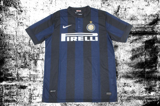 Inter de Milán. Camiseta local 2013-2014