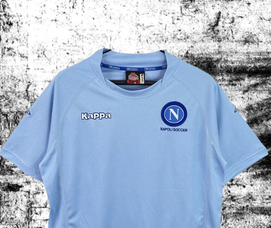 Napoli. Camiseta local 2004-2005
