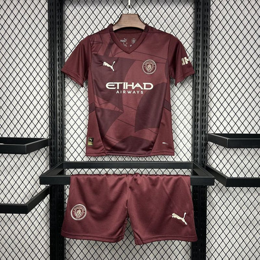 Manchester City. Tercer kit 2024-2025