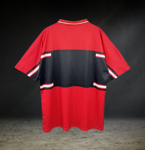 Friburgo. Camiseta local 2000-2001