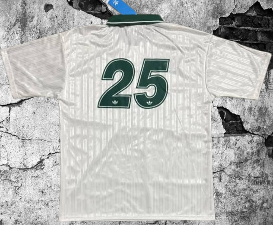 OASIS Tour. White/Green Special Edition