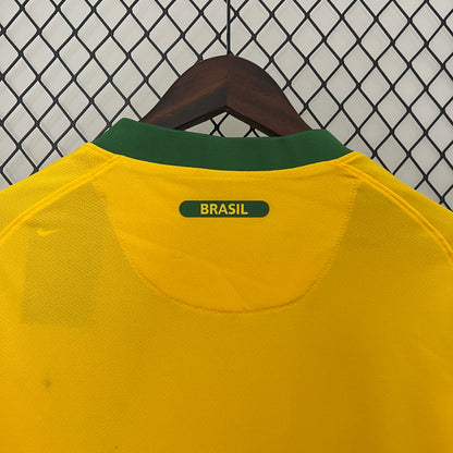 Selección de Brasil. Camiseta local 2010