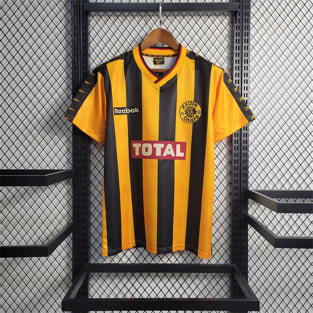 Kaiser Chiefs. Camiseta local 1998-1999