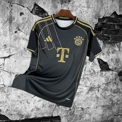 Bayern Munich. Camiseta Gold Special Edition