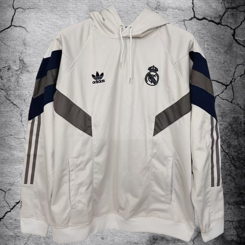 Real Madrid. Polerón con gorro