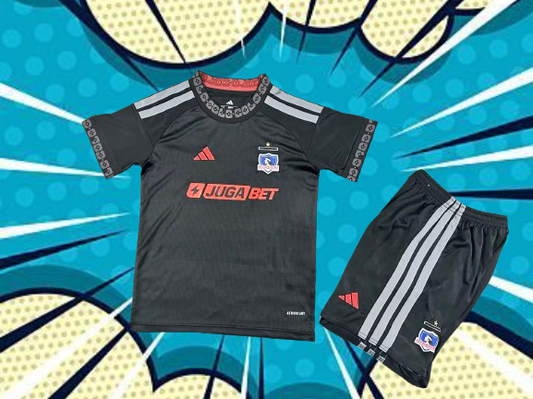 Colo Colo. Kit Niño visitante 2026