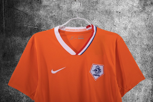 Selección de Holanda. Camiseta local 2008