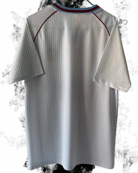 Aston Villa. Camiseta visitante 1988-1989