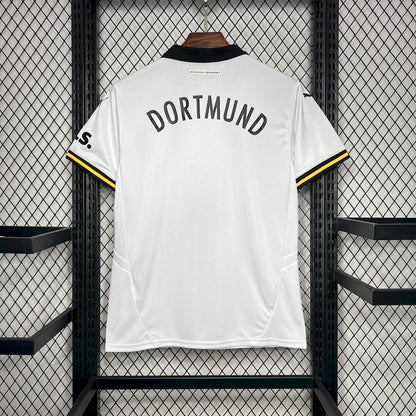 Borussia Dortmund. Tercera camiseta 2024-2025