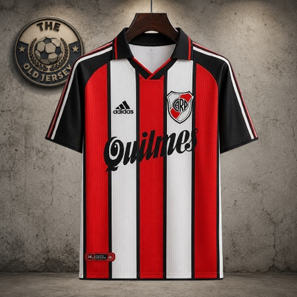 River Plate. Camiseta visitante 2000-2001