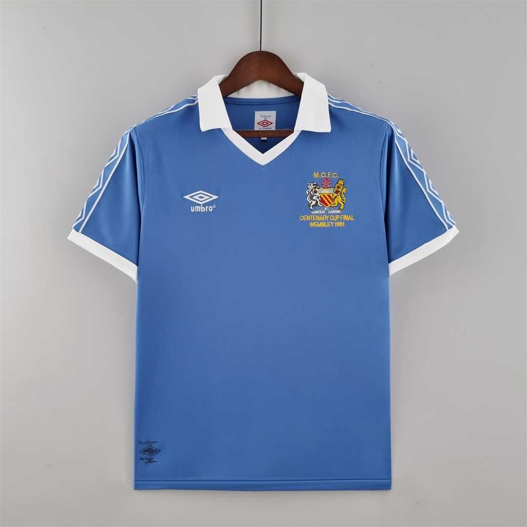 Manchester City. Camiseta local 1981-1982