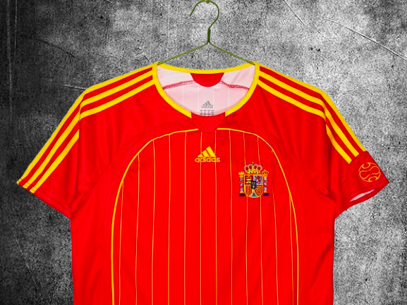 Selección de España. Camiseta local 2006
