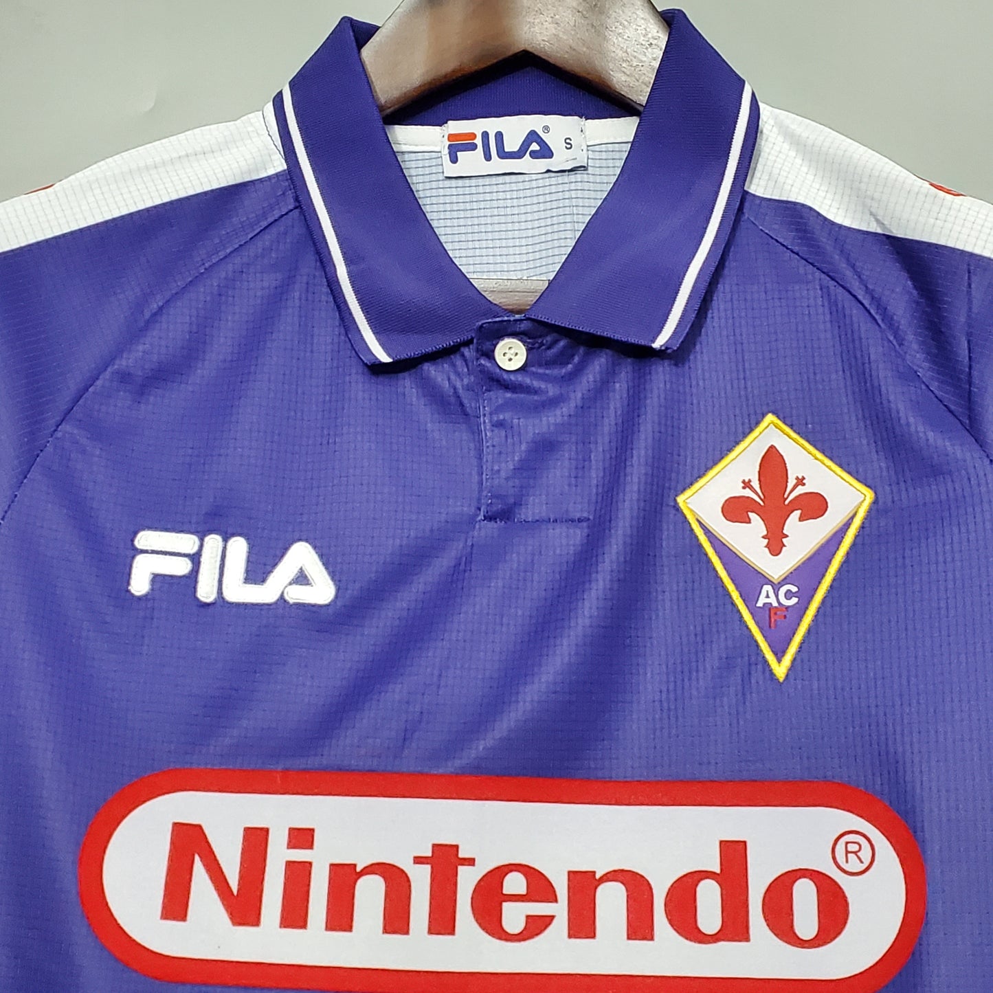 Fiorentina. Camiseta local 1998-1999