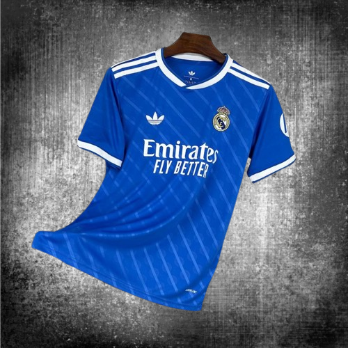 Real Madrid. Tercera camiseta 2025-2026