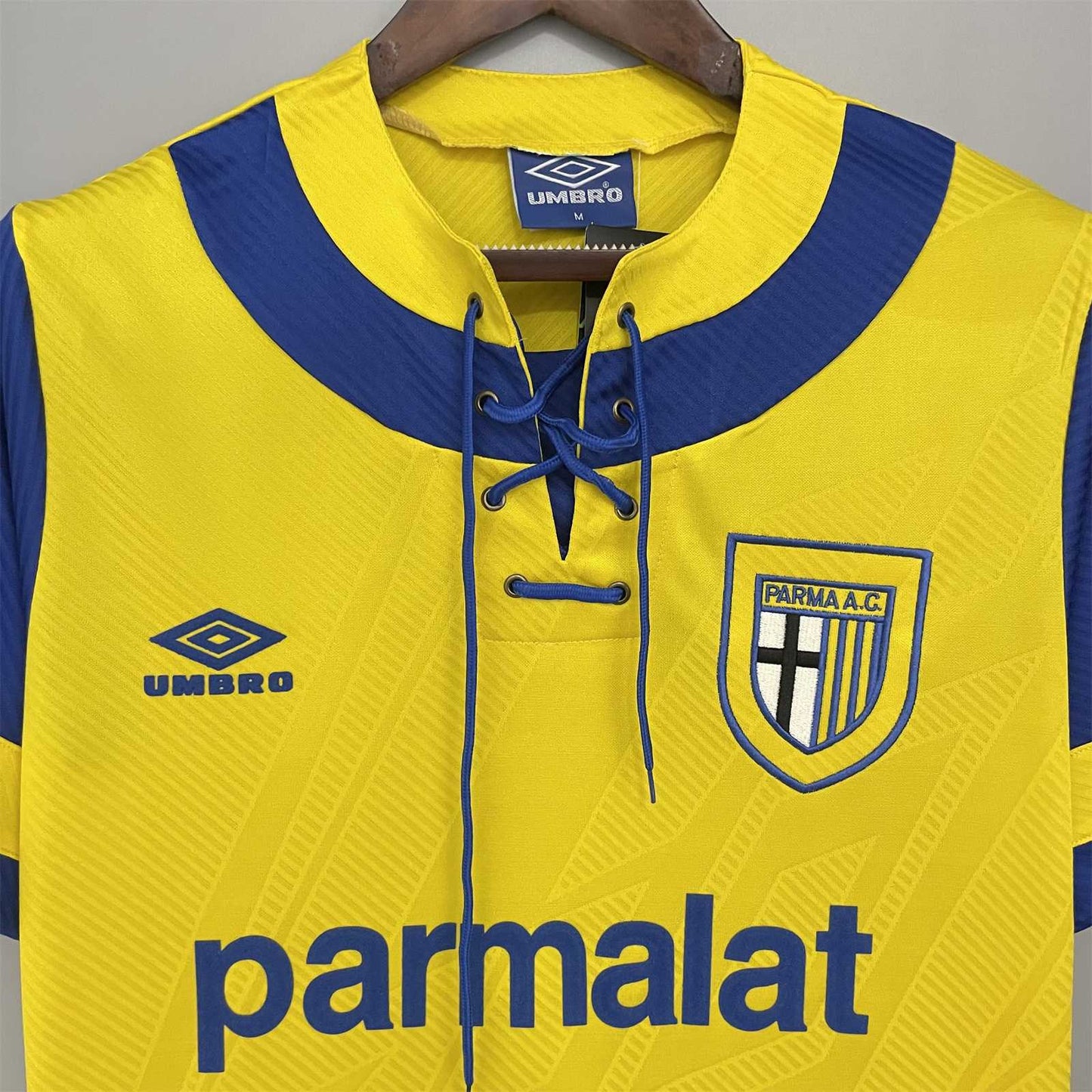 Parma. Camiseta local 1993-1995