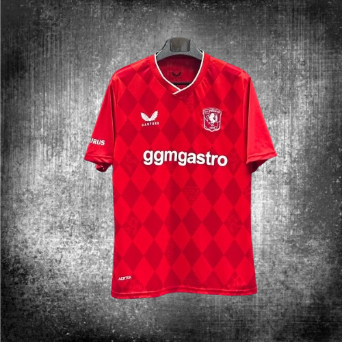 F.C. Twente. Camiseta local 2025-2026