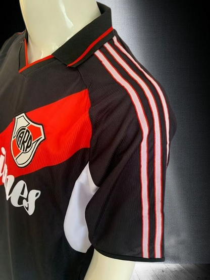River Plate. Tercera camiseta 2000-2001
