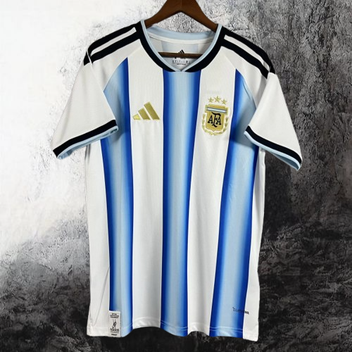 Selección de Argentina. Camiseta local 2026