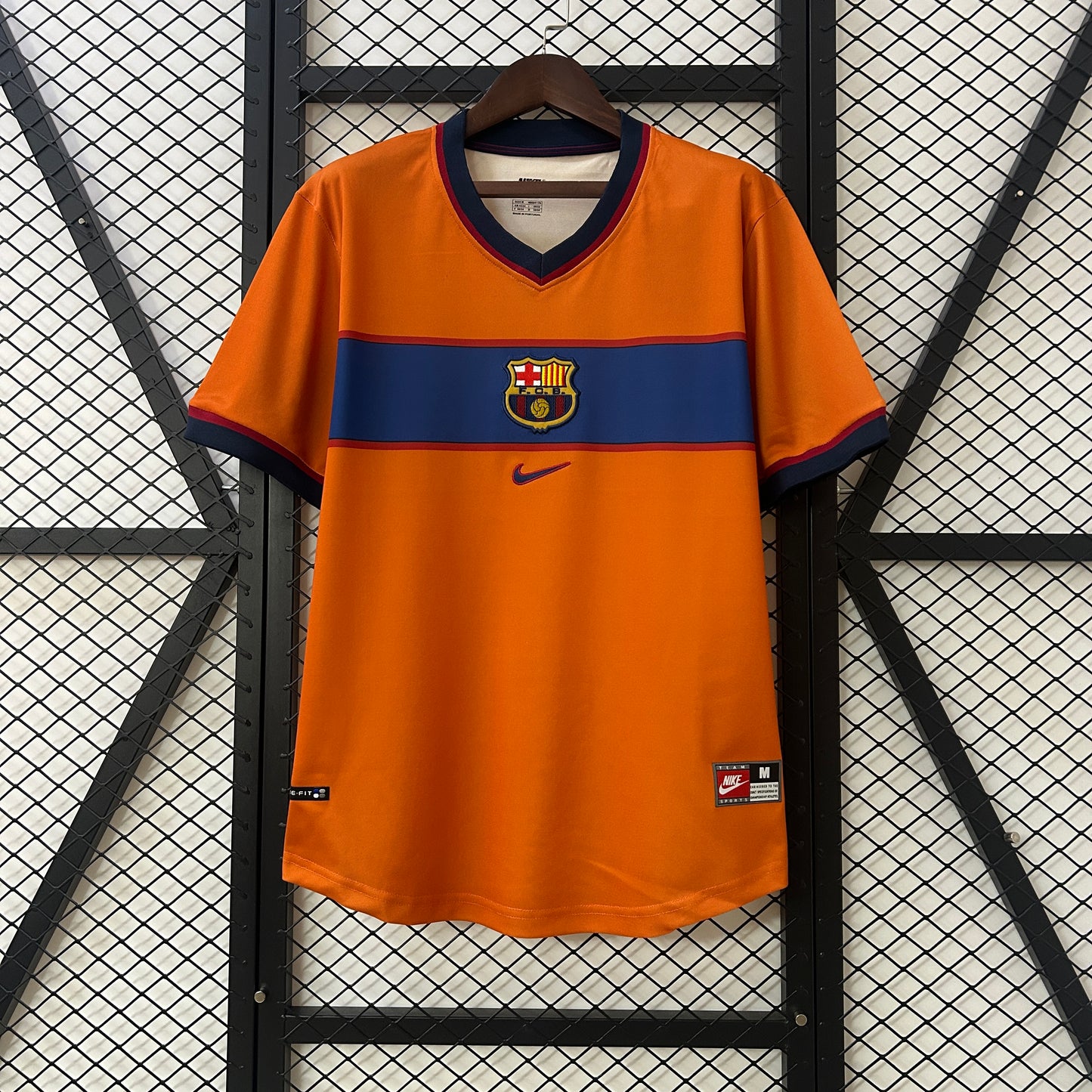 FC Barcelona. Camiseta visitante 1998-2000