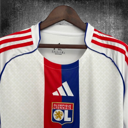 Lyon. Camiseta local 2025-2026