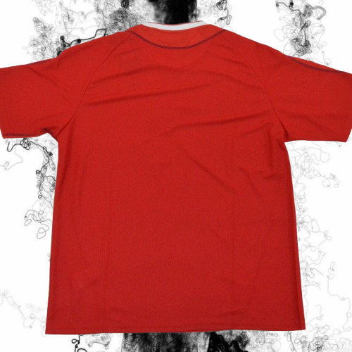 Liverpool. Camiseta local 2002-2004