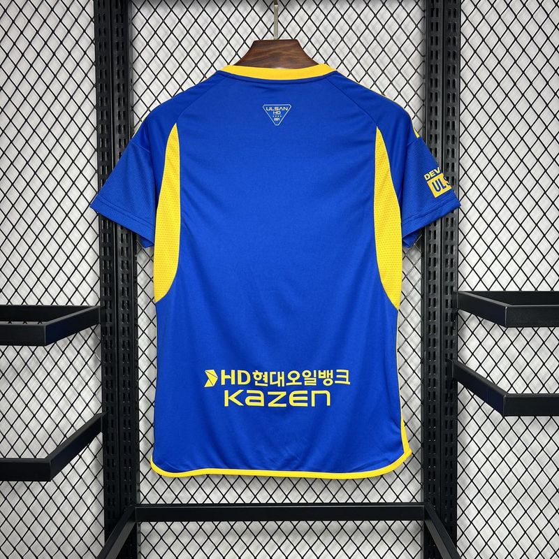 Ulsan. Camiseta local 2024-2025