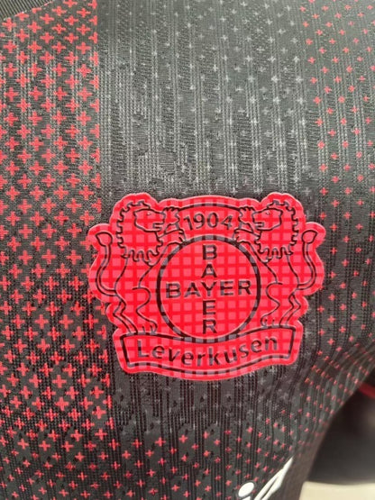 Bayer Leverkusen. Camiseta local Versión Jugador 2025-2026