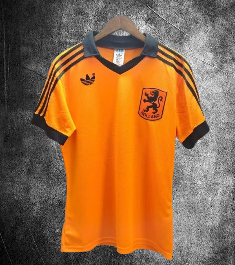 Selección de Holanda. Camiseta local 1980