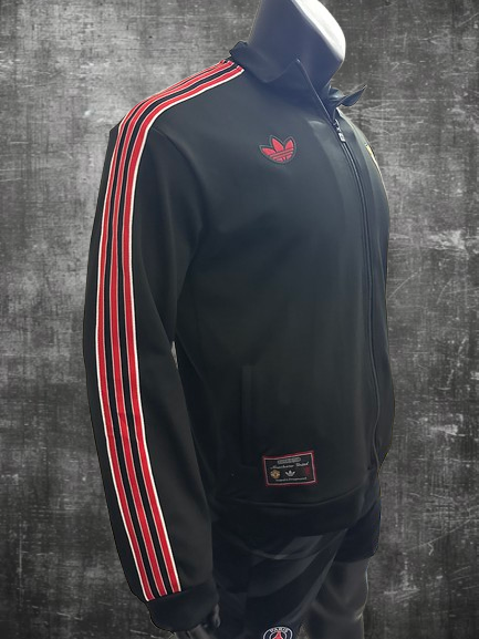Manchester United. Polerón 2025-2026