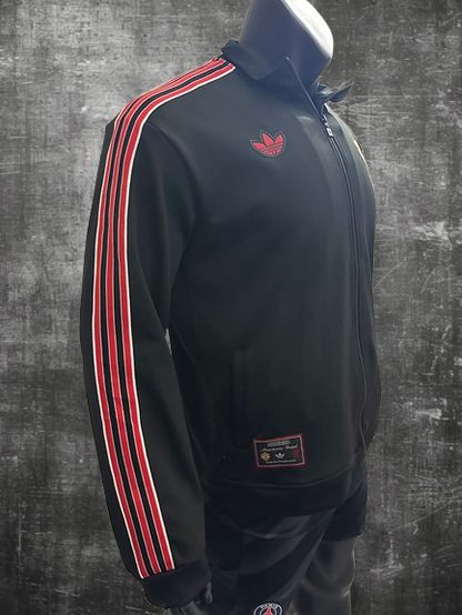 Manchester United. Polerón 2025-2026