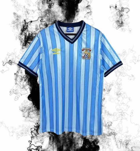 Coventry City. Camiseta local 1983-1986