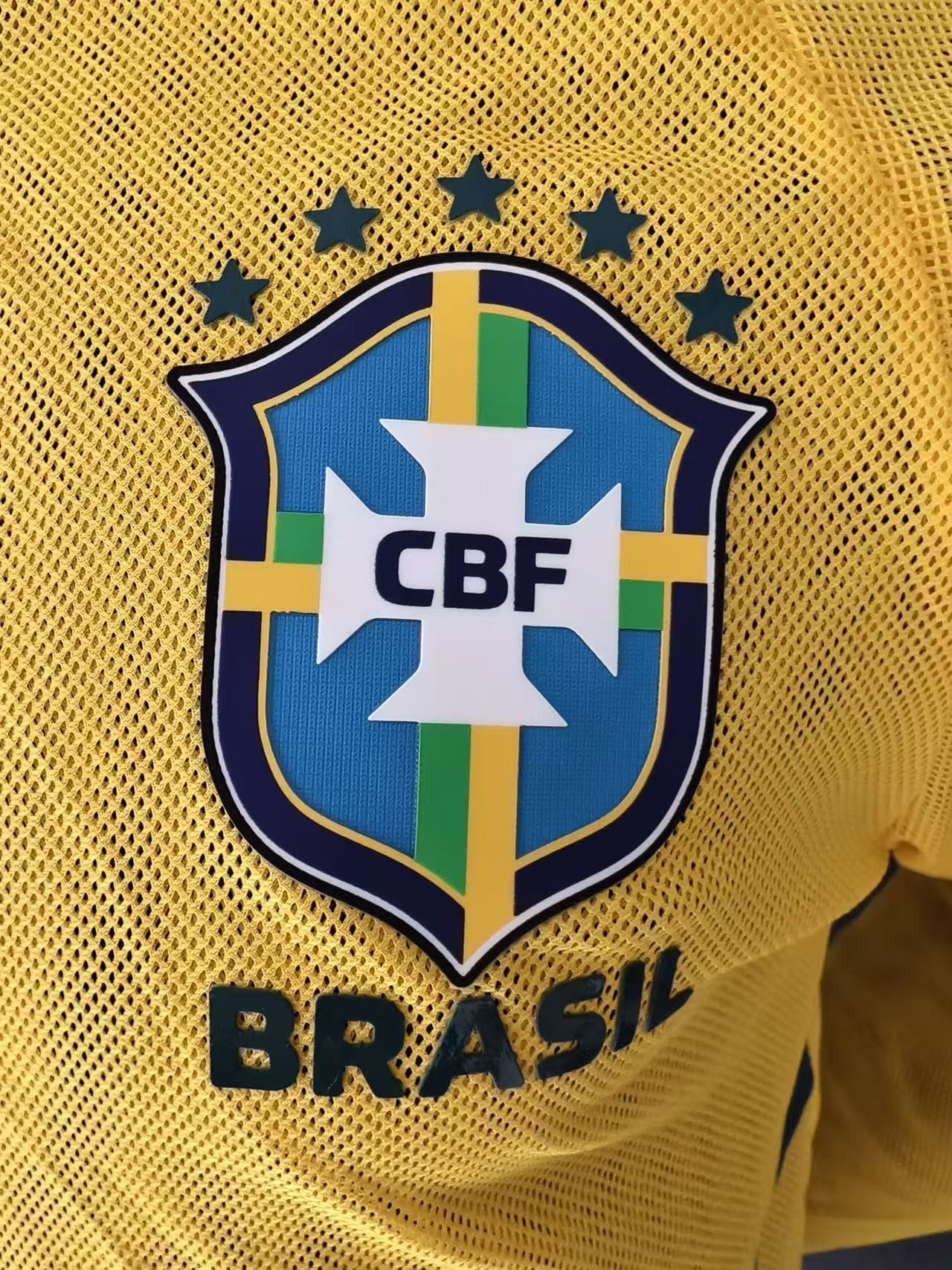 Selección de Brasil. Cortaviento World Cup 2026 Yellow