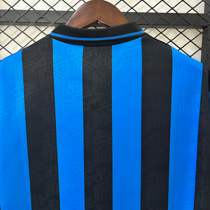 Inter de Milán. Camiseta local 1992-1994