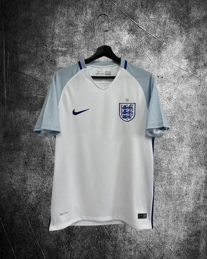 Selección de Inglaterra. Camiseta local 2016